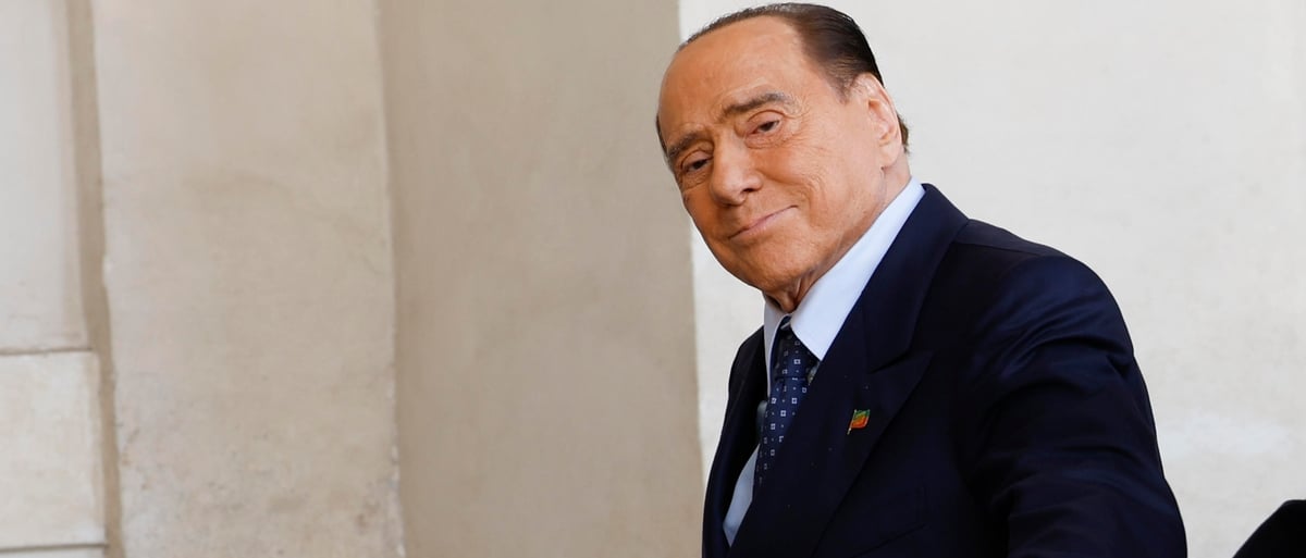 berlusconi-ricoverato,-la-leucemia-e-la-“strategia-terapeutica”.-il-fratello-paolo: “uscira-piu-forte-di-prima”